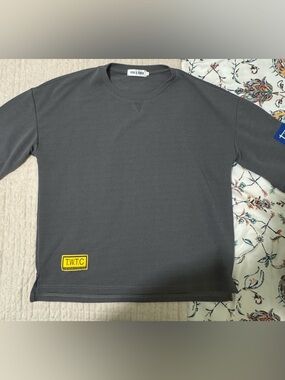 Koseuk Jeju Acetate Drop Sleeve Patch Tee